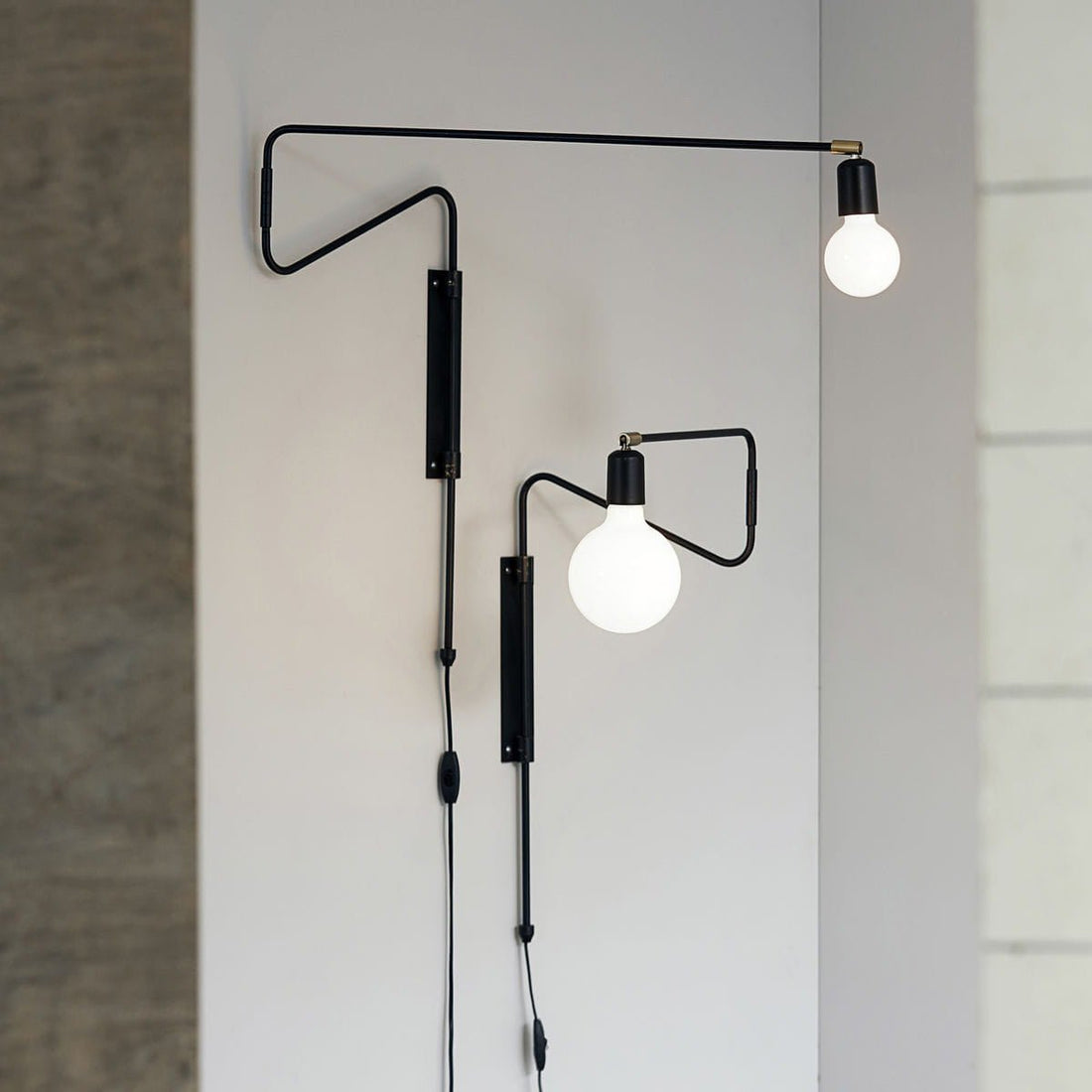 Swing Wall Lamp