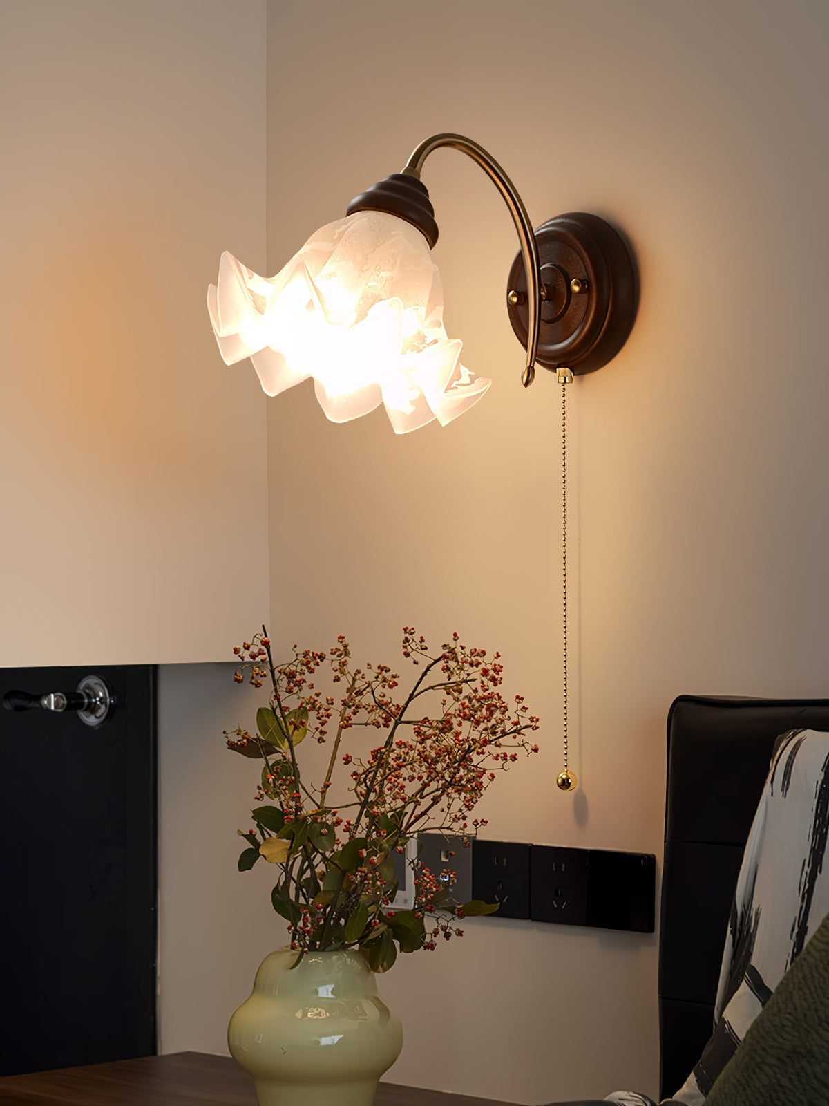 Sylphine Wall Lamp - view 4
