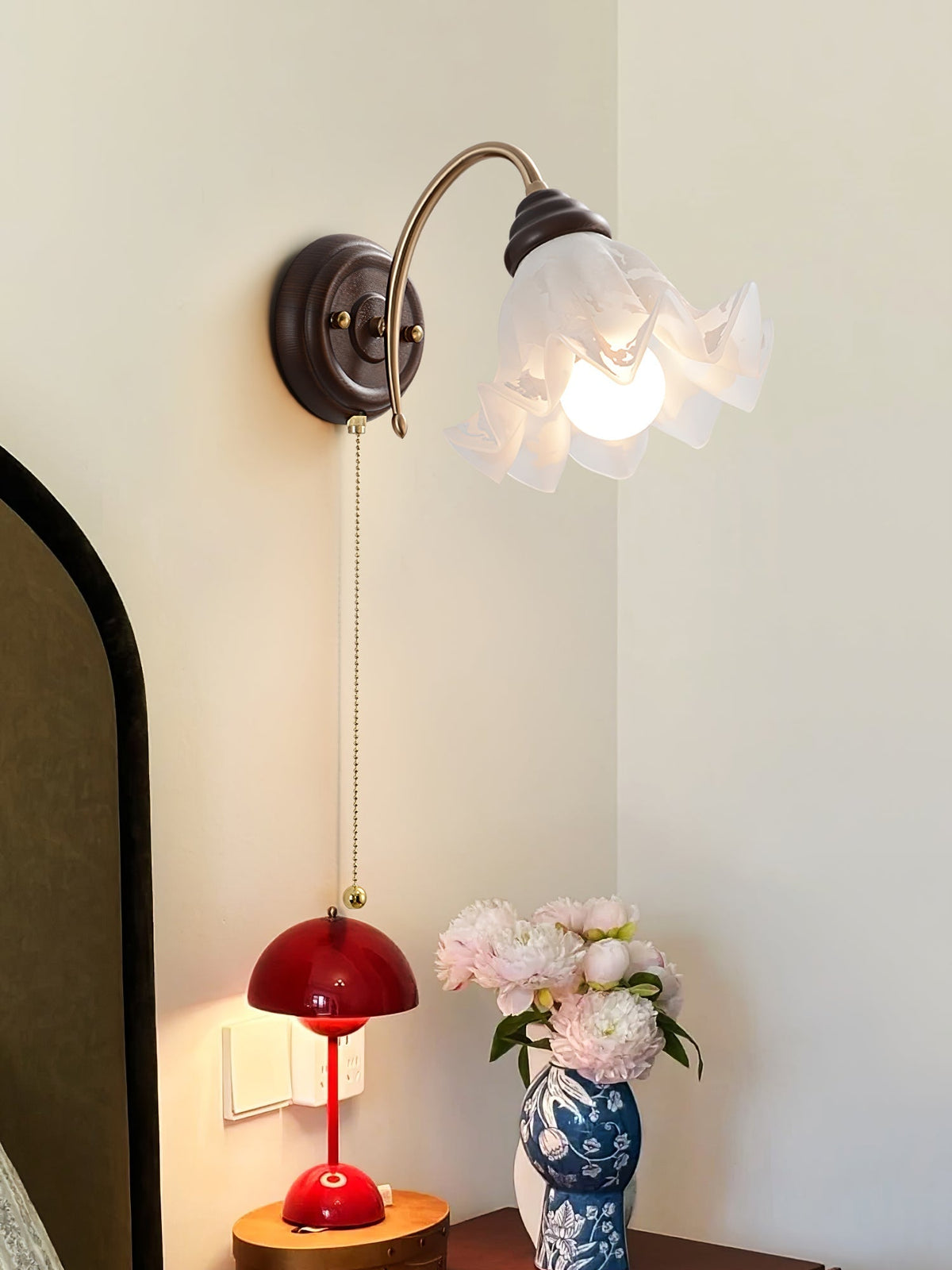 Sylphine Wall Lamp - view 3