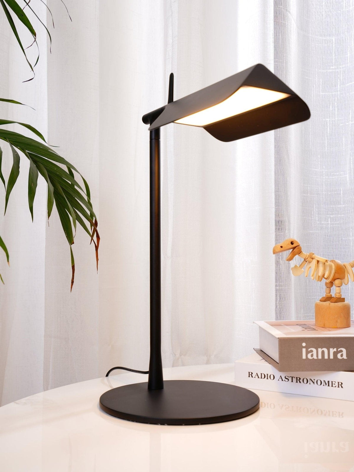 Pivot Ease Table Lamp - view 18