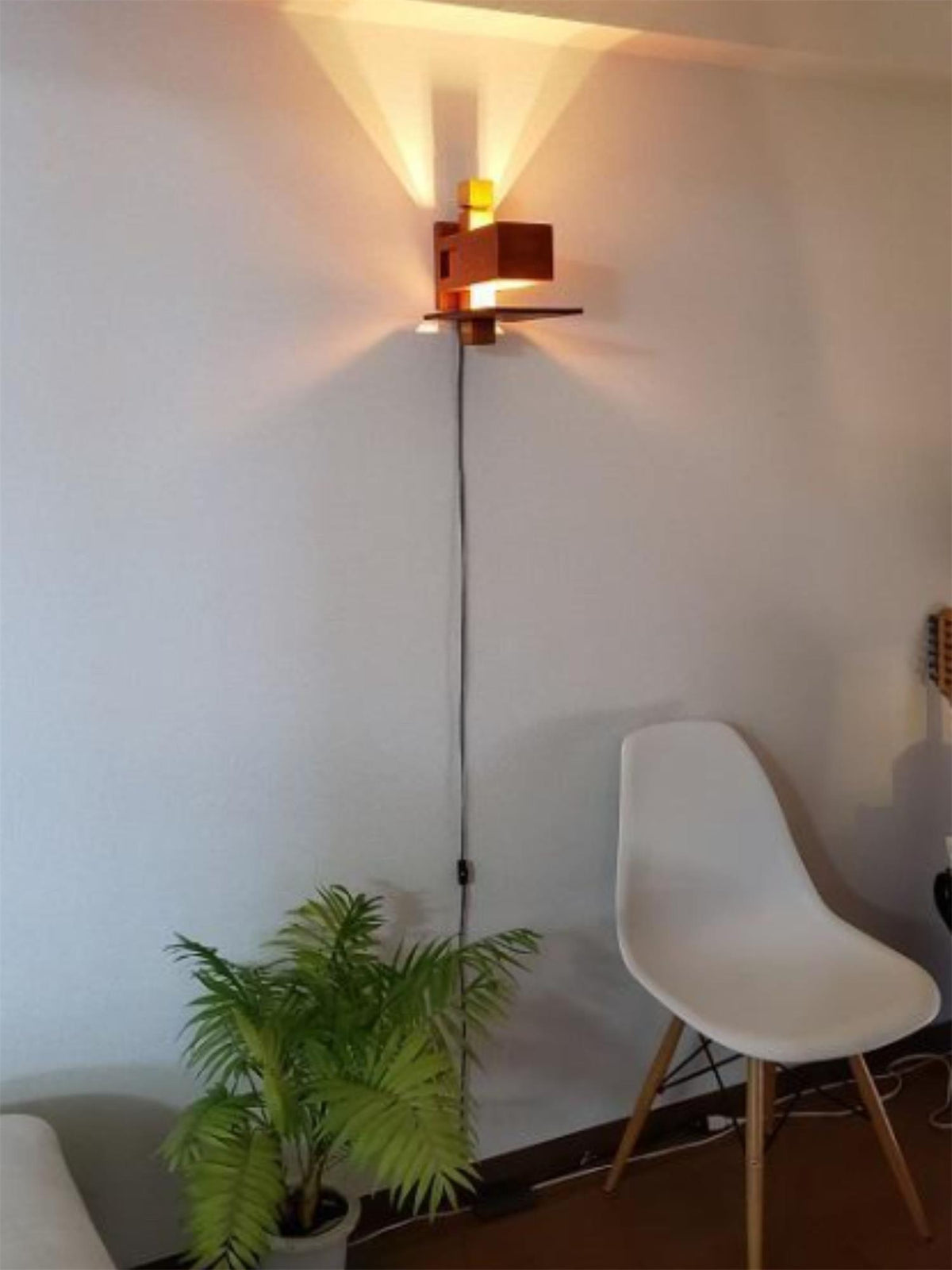 Taliesin Wall Lamp - view 12