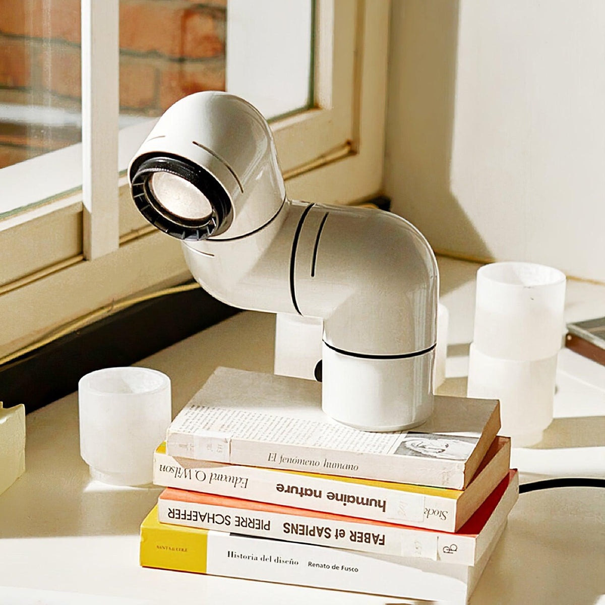 Tatu Table Lamp - view 5