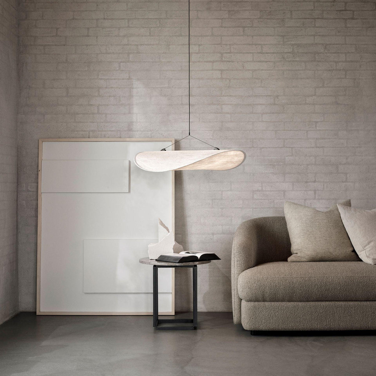 Tense Pendant Light
