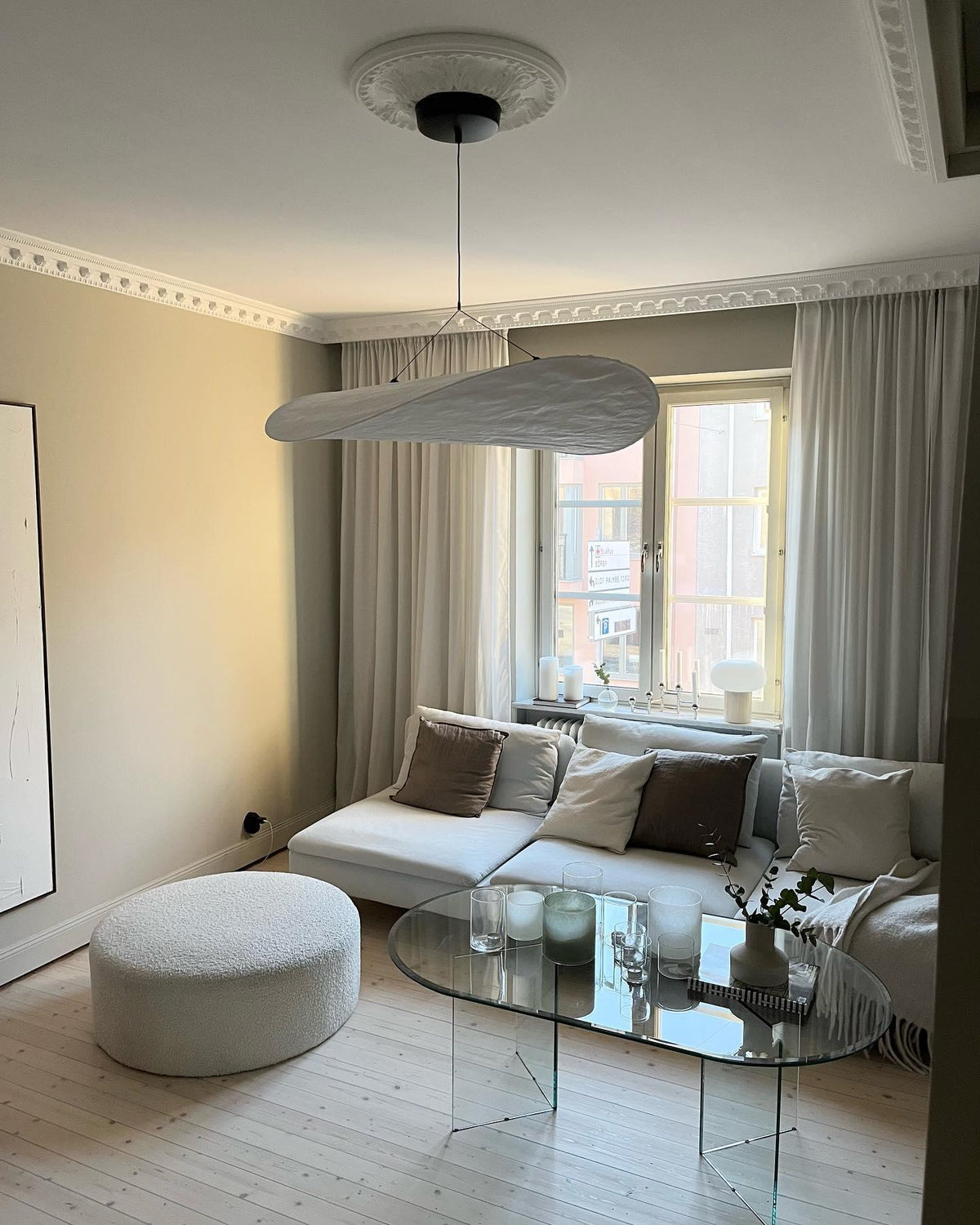 Tense Pendant Light