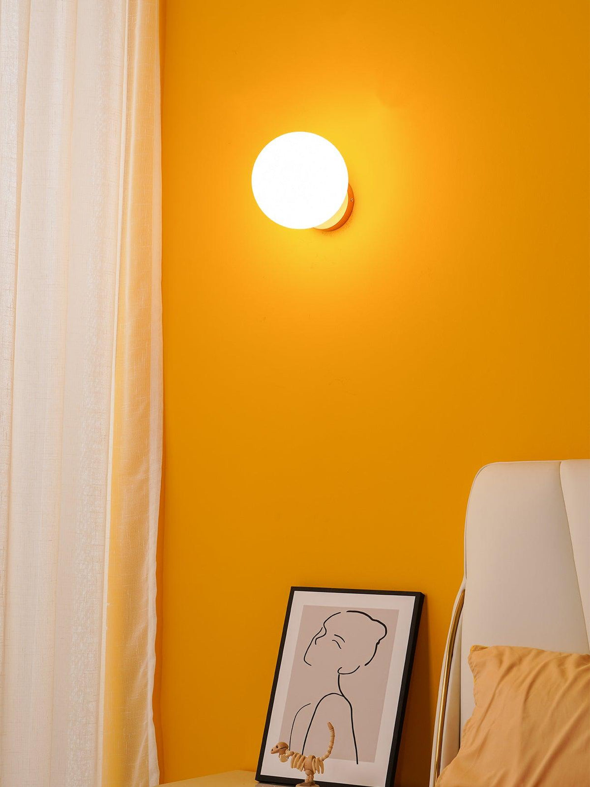Tip of The Tongue Wall Lamp - view 24