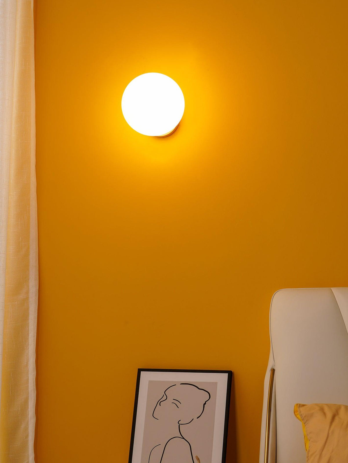 Tip of The Tongue Wall Lamp - view 27