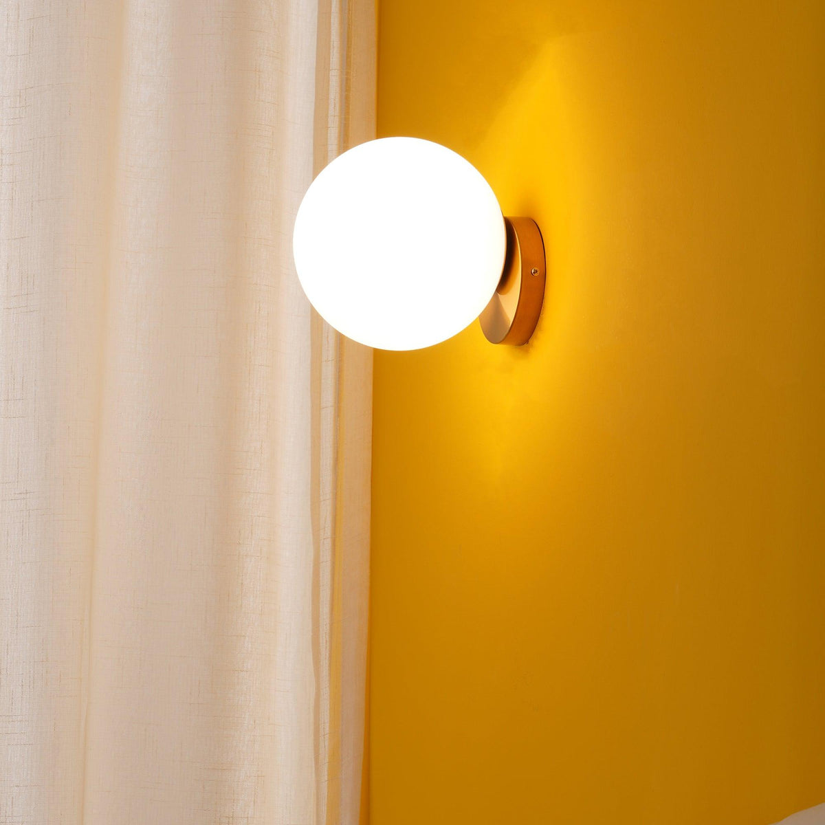 Tip of The Tongue Wall Lamp - view 28