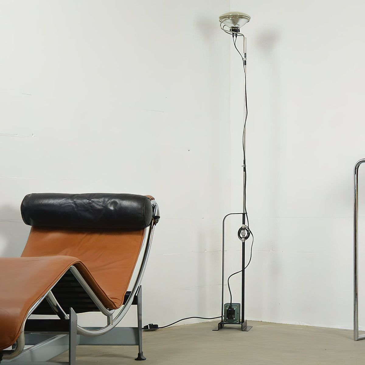 Toio Floor Lamp - view 12