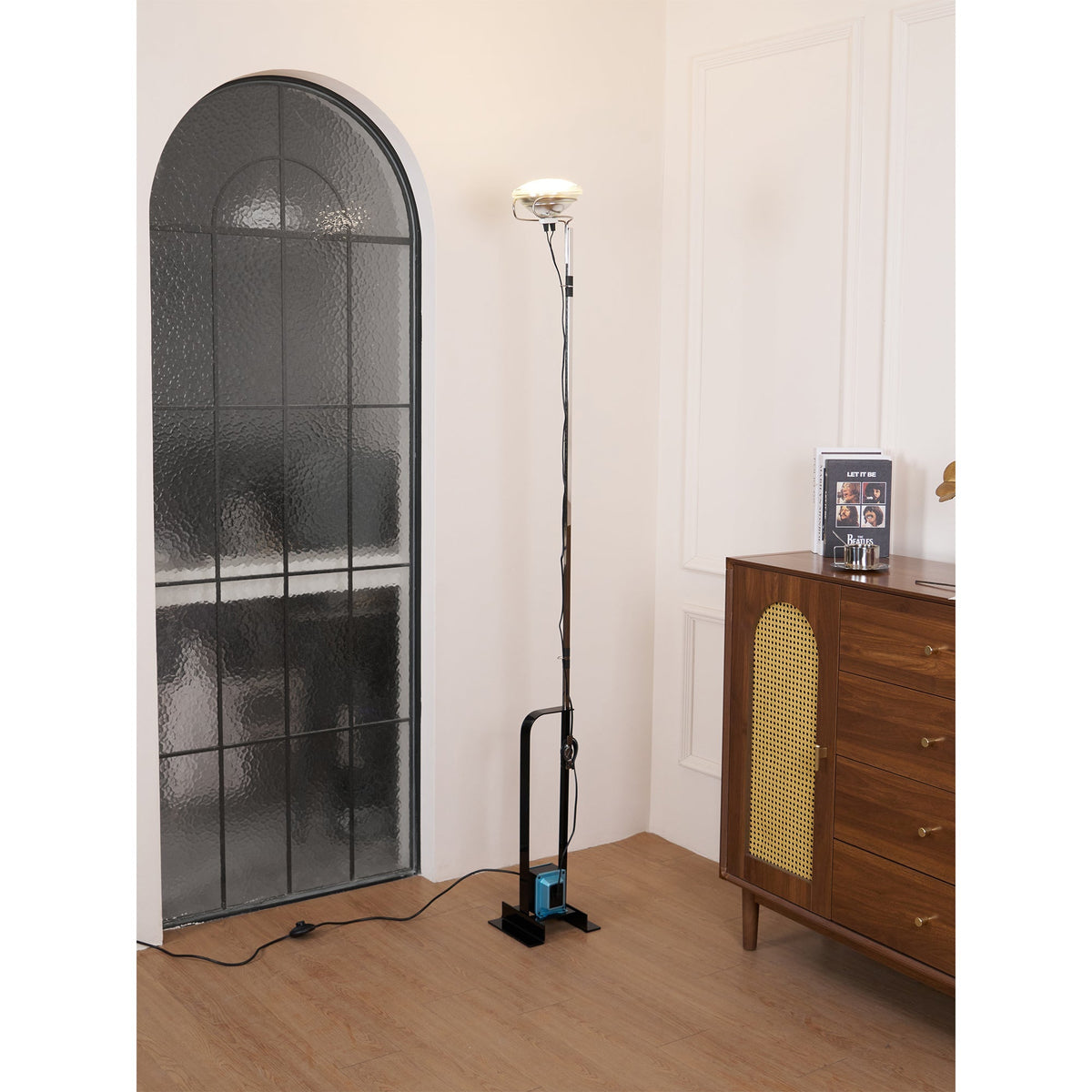 Toio Floor Lamp - view 6
