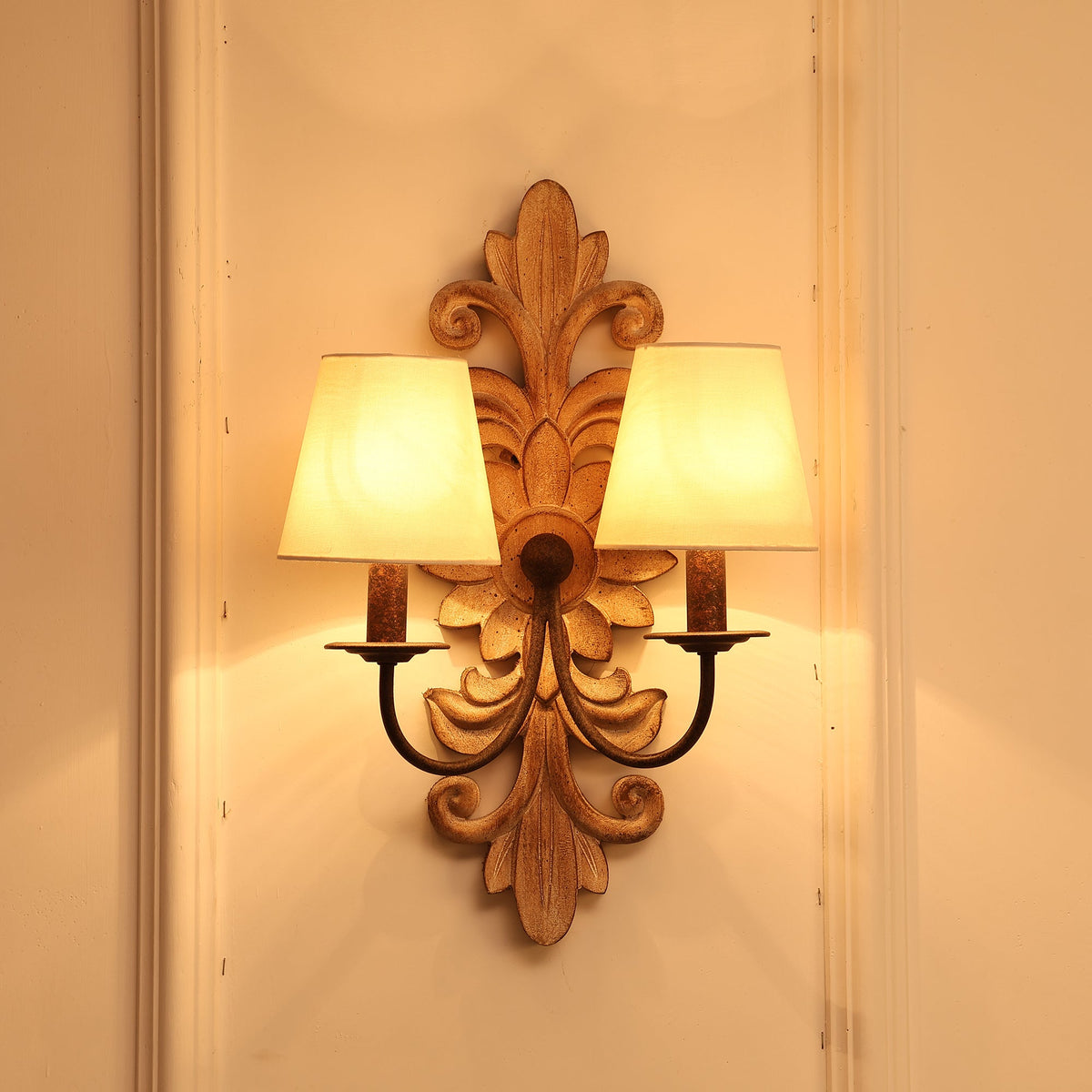 Trianon Glit Sconce - view 19