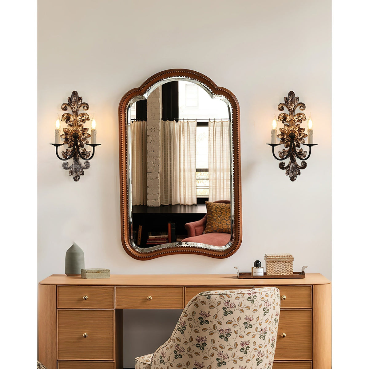 Trianon Glit Sconce - view 5