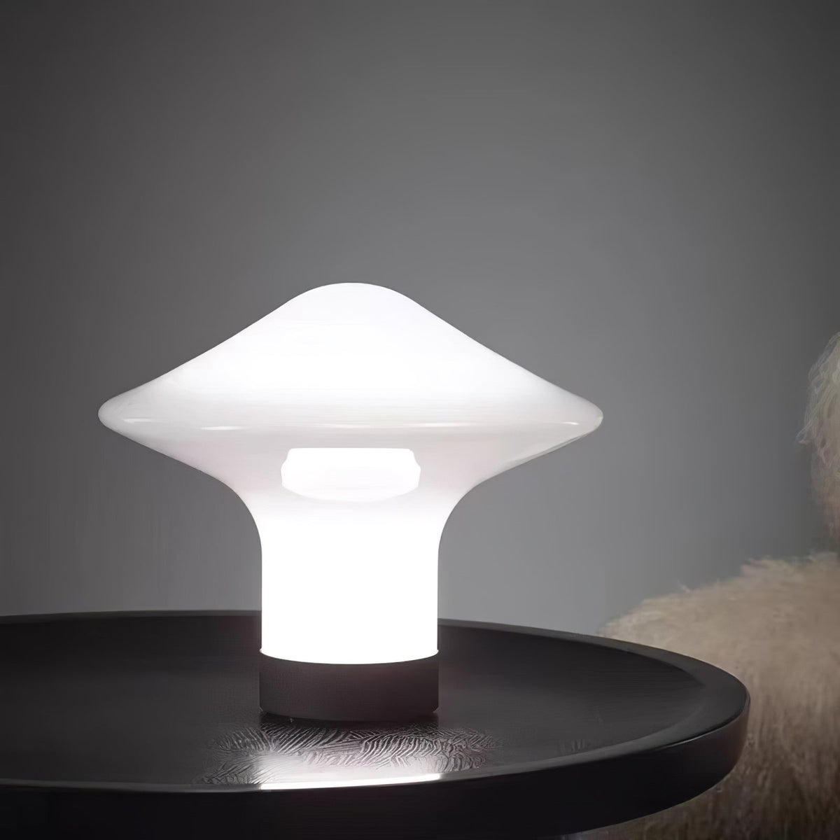 Trottola Table Lamp - view 3