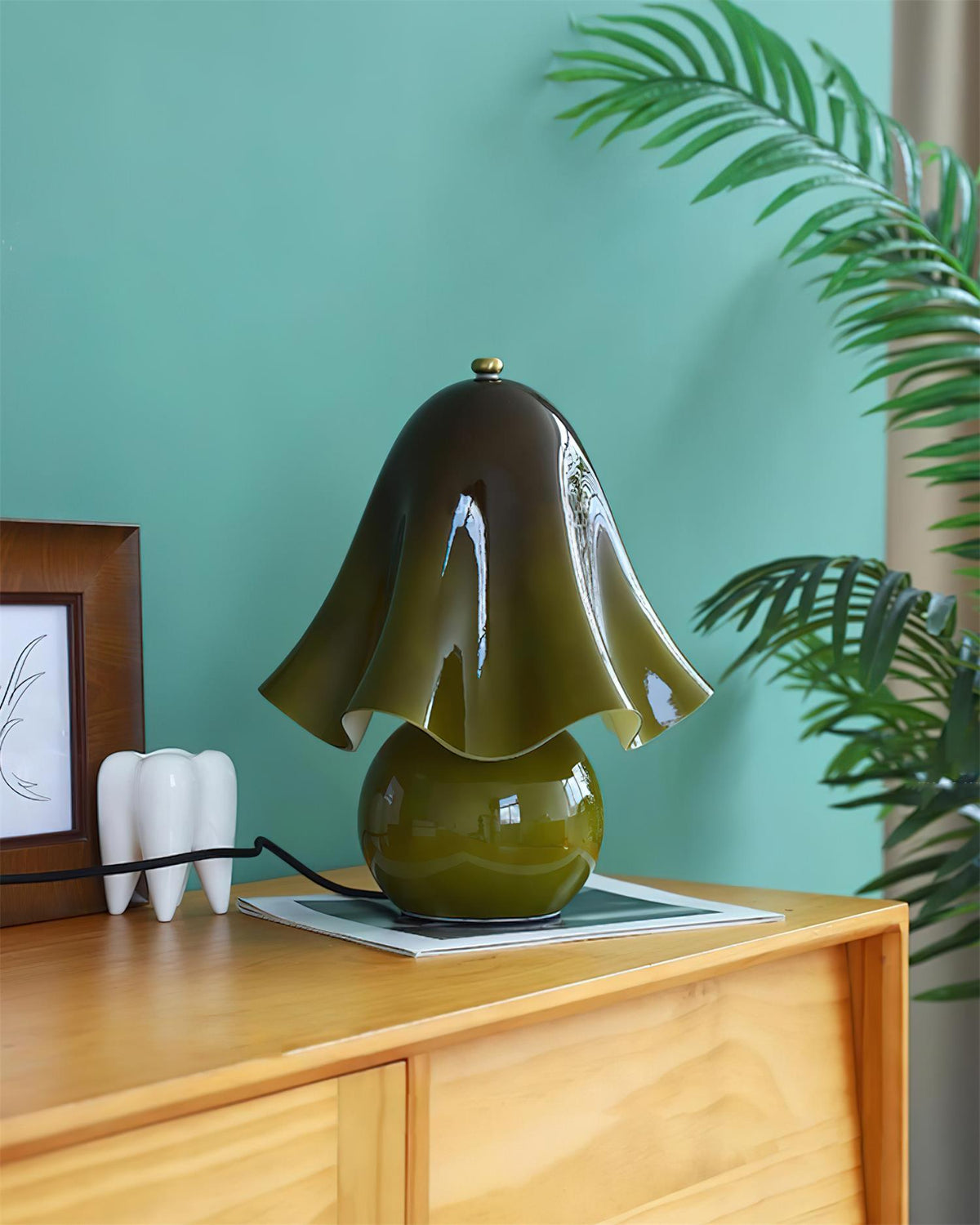 Vera Table Lamp
