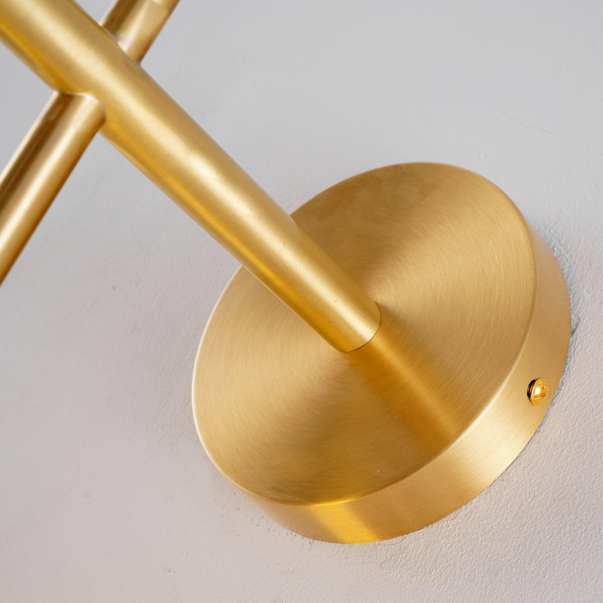 Vertical Globe Plug-in Wall Lamp - view 11