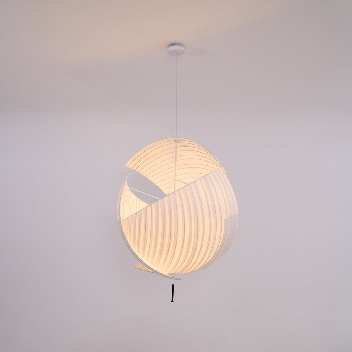 Voiles Pendant Lamp
