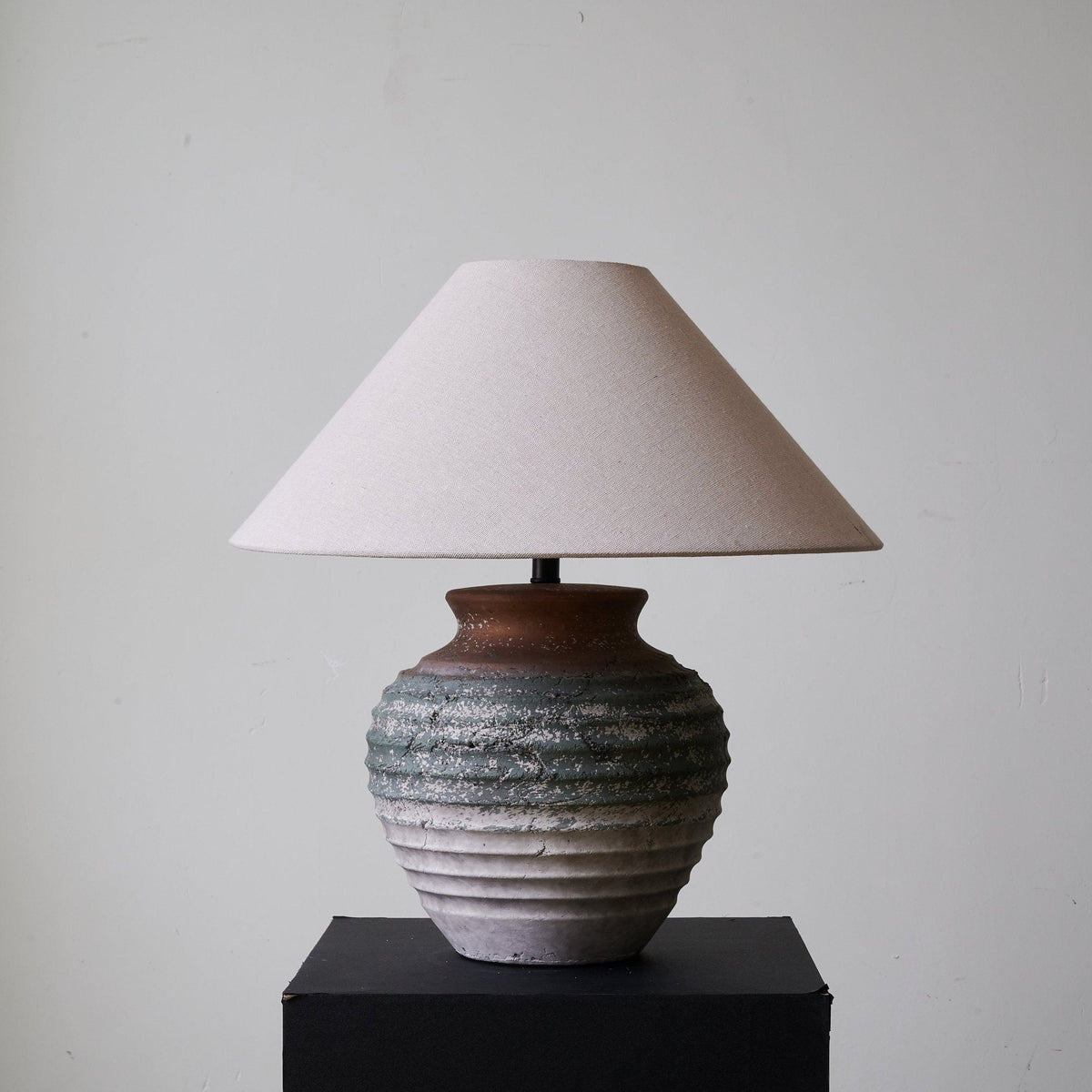 Volca Gradient Clay Table Lamp
