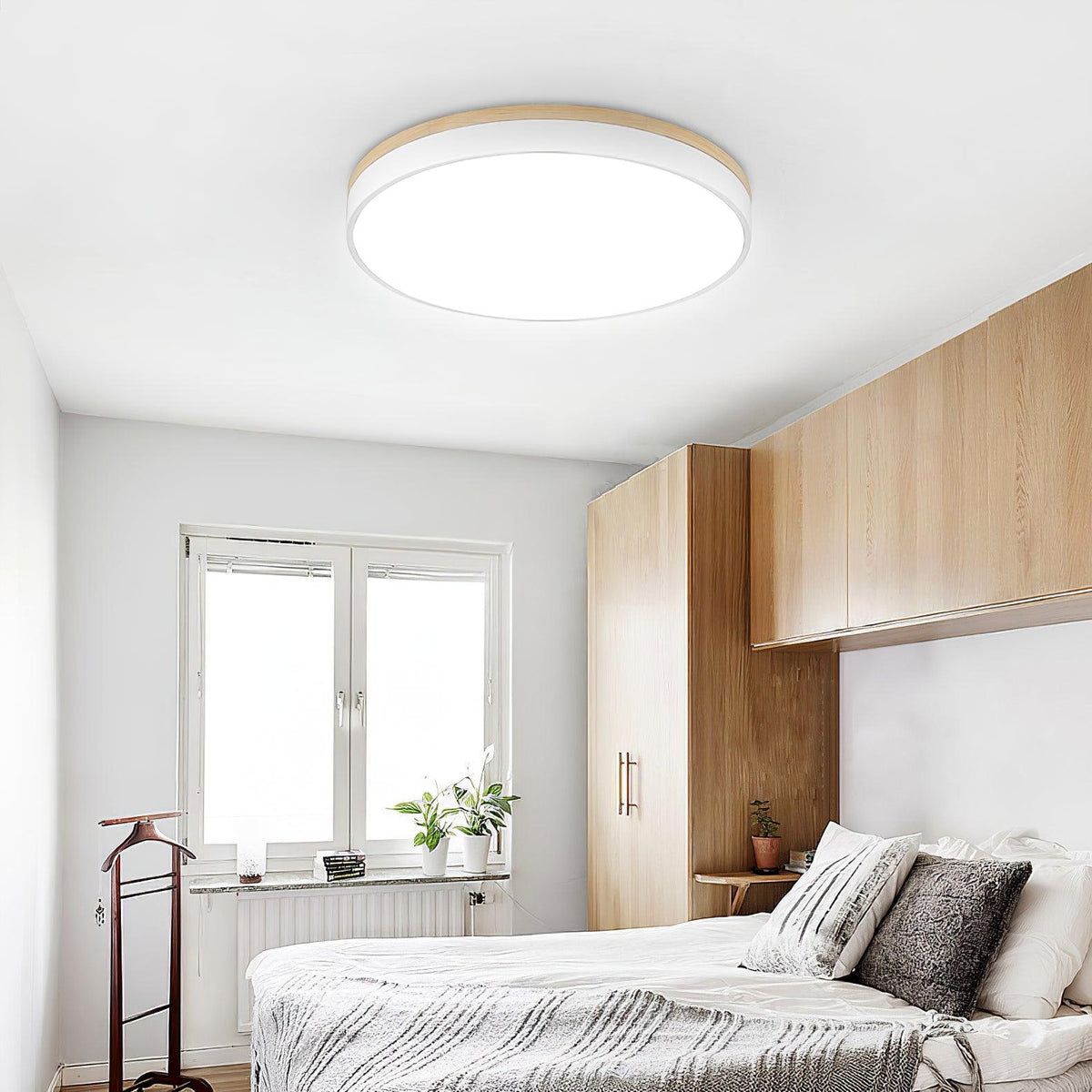 White Round Wooden Ceiling Lamp - view 17