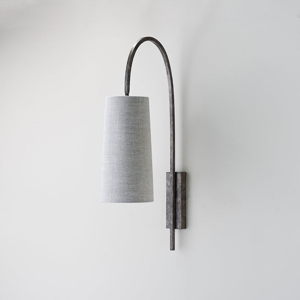 Arc wall lamp
