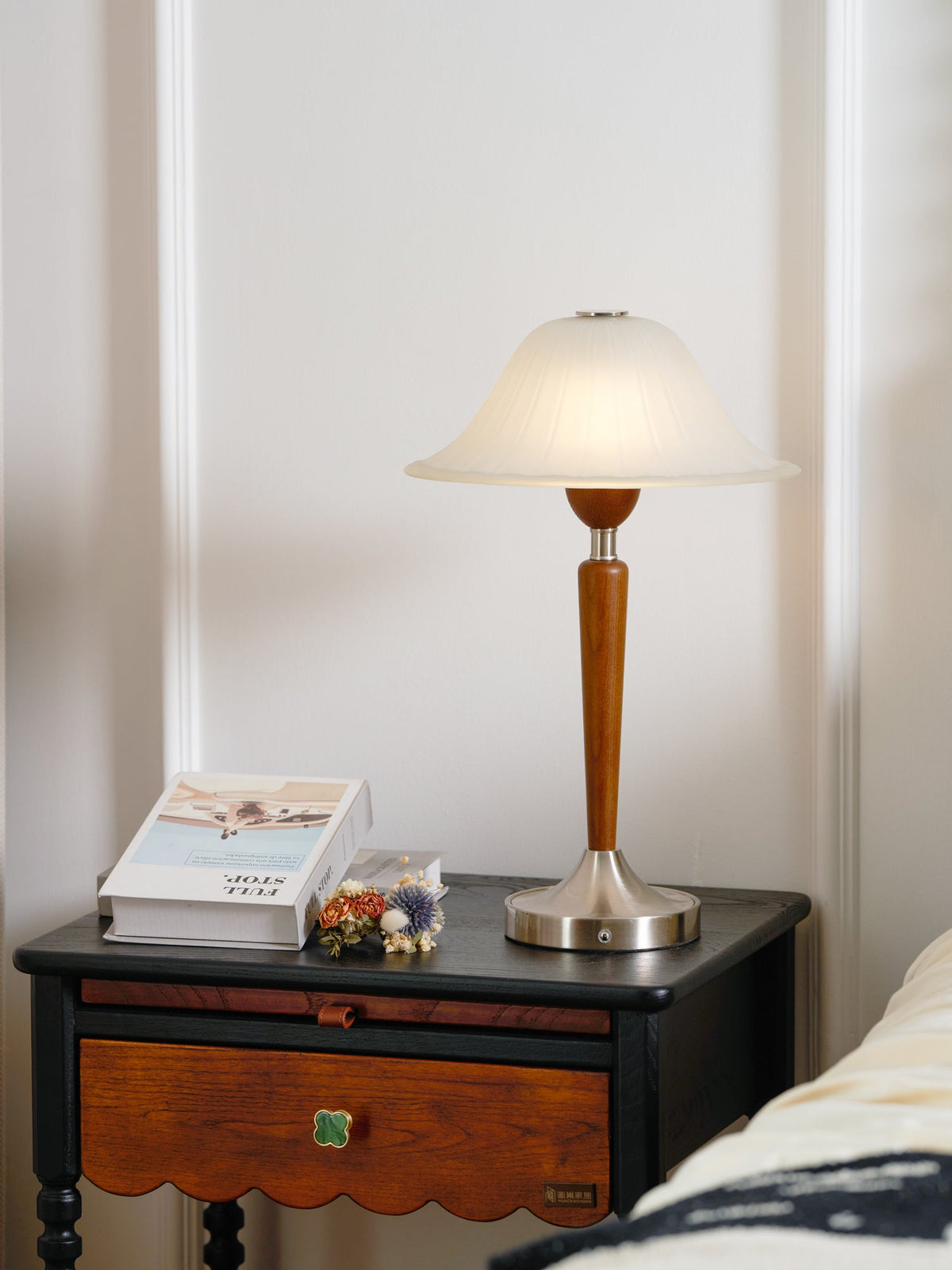 Winston Vintage Table Lamp
