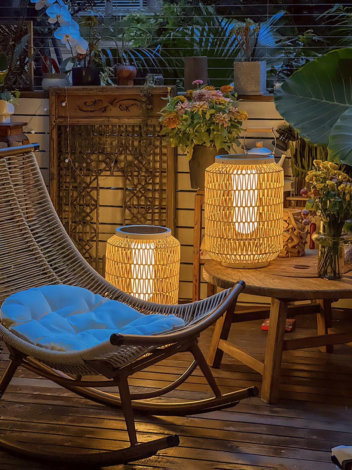 Woven Rattan Outdoor Lamp - view 6