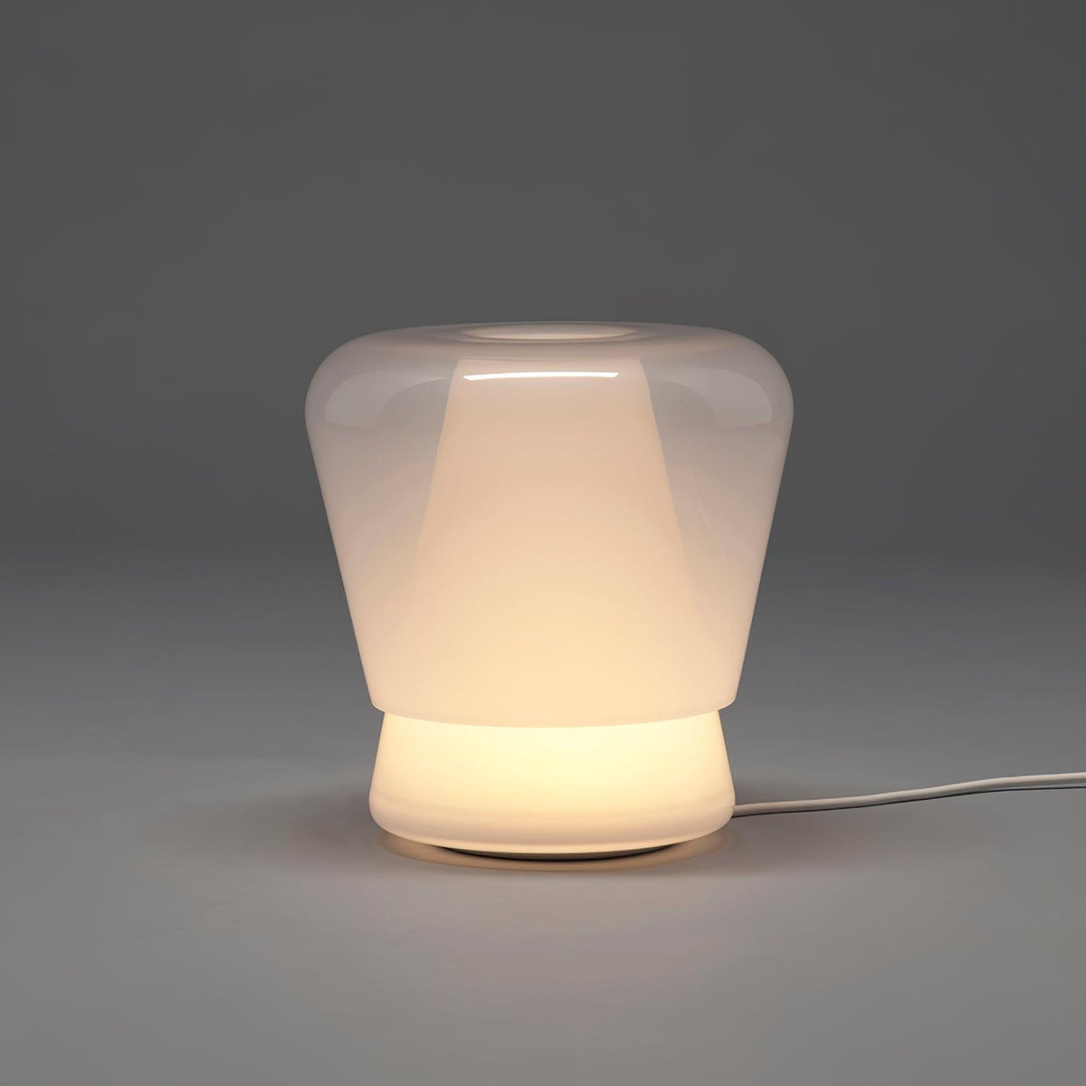 Jumelle Table Lamp - view 4
