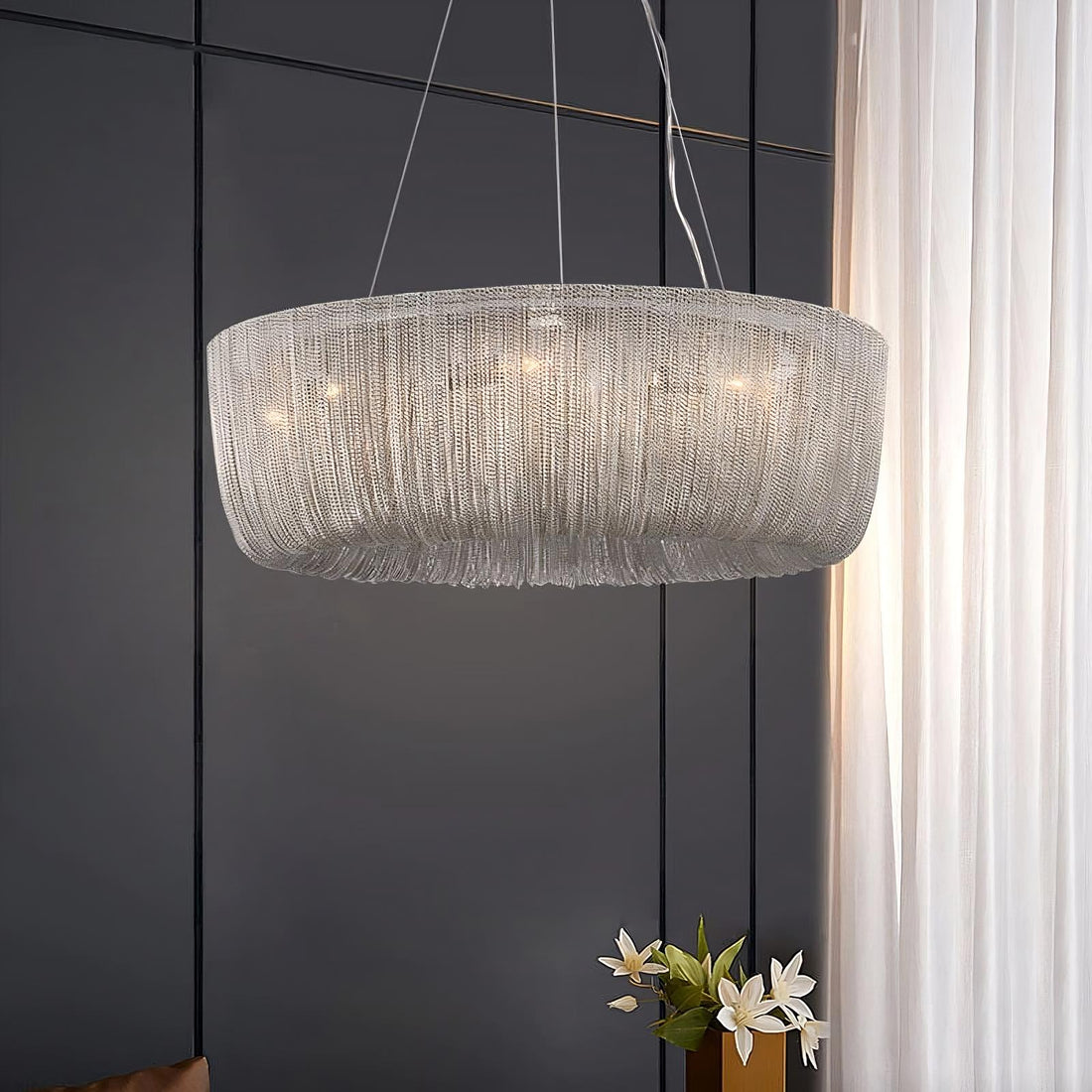 Cadena Chain Tassel Chandelier